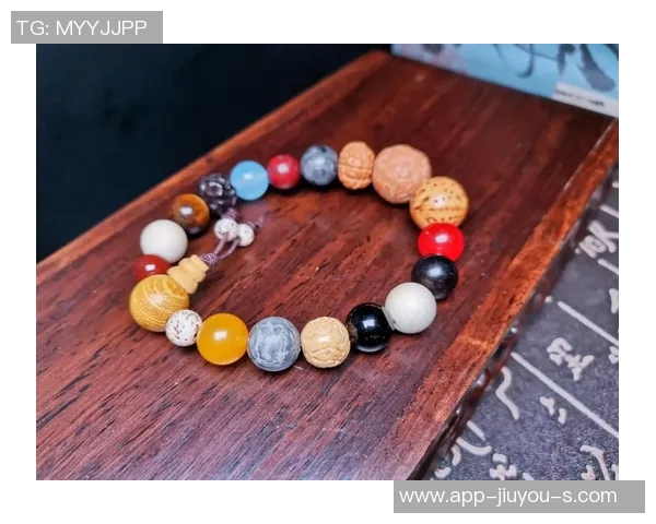 少林足球灵感设计的樱花玛瑙手串展现独特魅力与文化传承